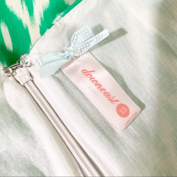 DownEast Dresses Downeast Sleeveless Cat Eye Print Shift Mini Dress